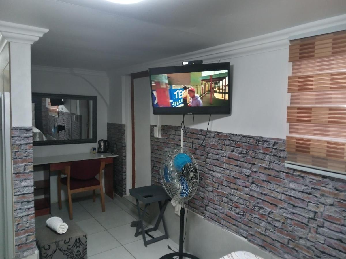 Dante Guest House Alberton Exterior foto